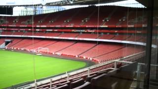 Pita pita yangu Emirates Stadium, Baada ya Arsenal kumnasa Petr Cech...(, 2015-07-03T20:47:23.000Z)