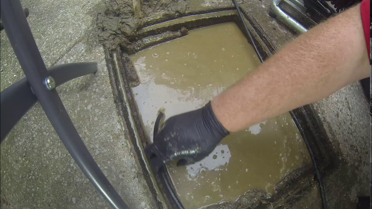Blocked Drain / Drain unblocking (Rods_Away_042) YouTube