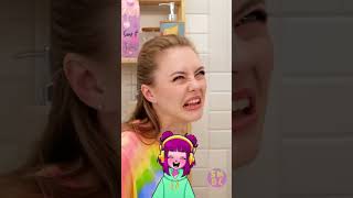 Ewww🤢 NO WAY SHE DID IT🤯 She dropped the phone down the toilet🚽... and GOT IT!