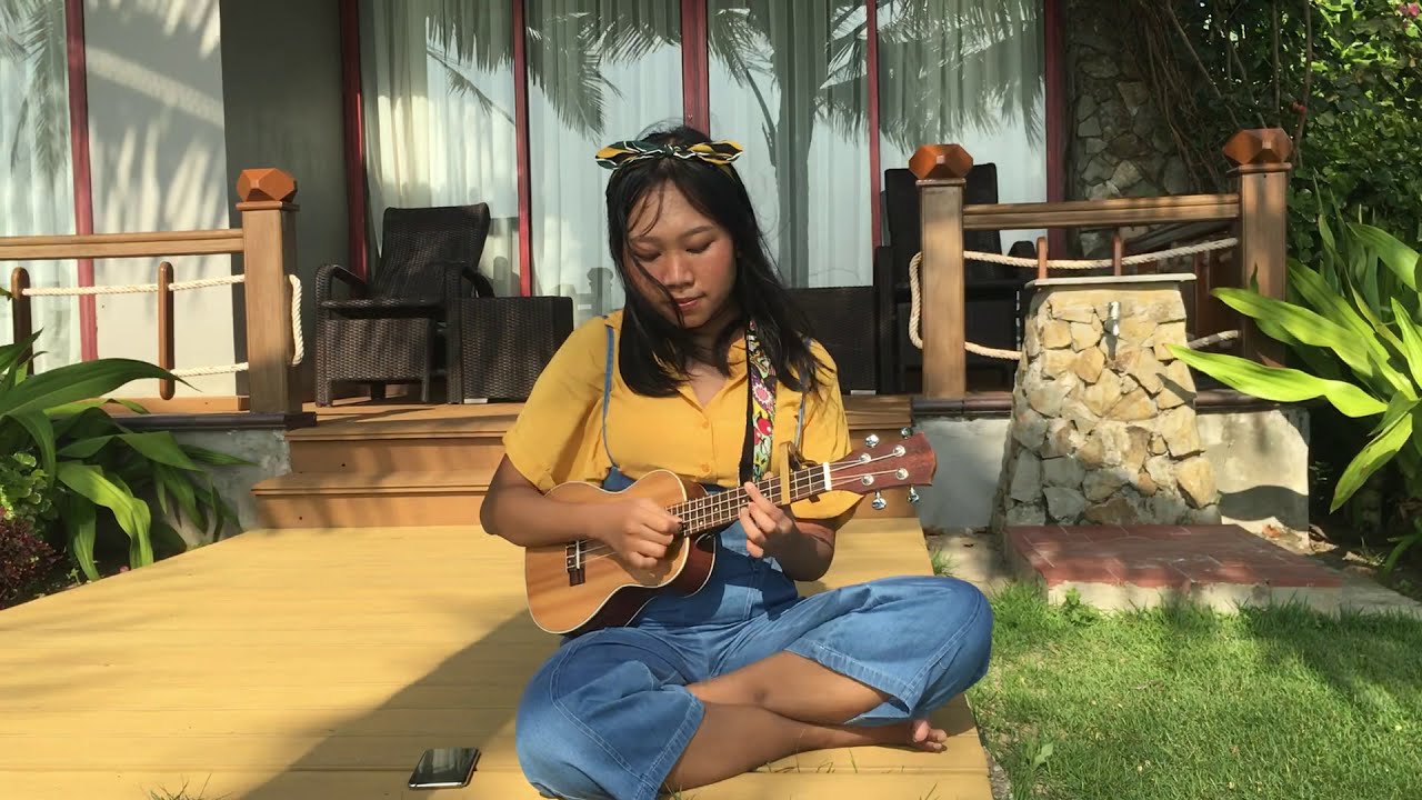 I'm yours by Jason Mraz (ukulele cover) - YouTube