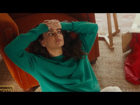 Mila Kunis &