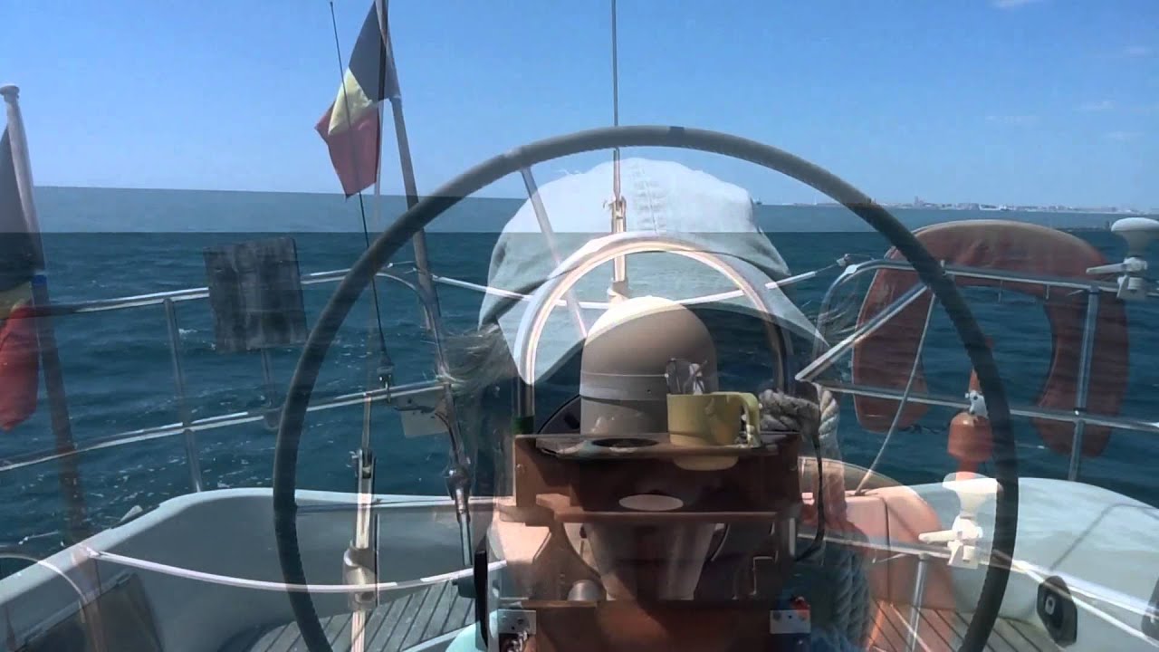 En mer, quelques milles sous le soleil.