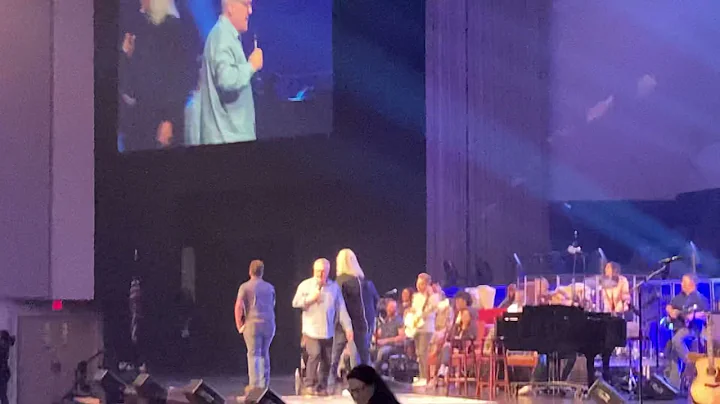 He Touched Me: Mark Lowry, Guy Penrod, Jody McBray...
