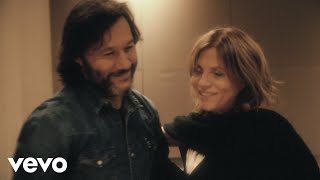 Смотреть клип Marcela Morelo, Diego Torres - Chau - Me Puedo Equivocar - (Official Video)