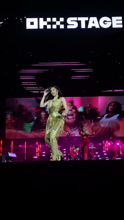 Cardi B dances to GloRilla’s “Tomorrow 2” verse @RollingLoud