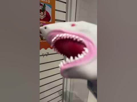 Encounter With Shark Puppet 2! (Dave And Buster’s) - YouTube