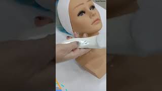 تنظيف البشرة الأسبوعي في المنزل باستخدام  Touch beauty device for face and scalp