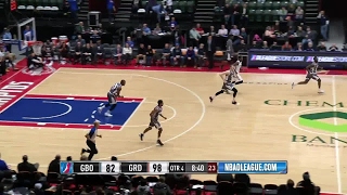 Ismael Romero With 4 Blocks Against The Swarm