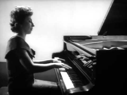 Bella Davidovich plays Chopin Scherzo no. 2 - video