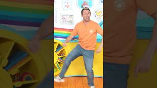 Sunny Shake! 🎉 | Dance with Derek in the Milkshake! Studio 💃🕺