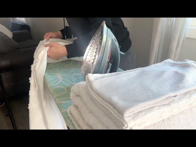 ASMR - Ironing Wet Fabrics / Towels - Sizzly Sounds - Softly Spoken