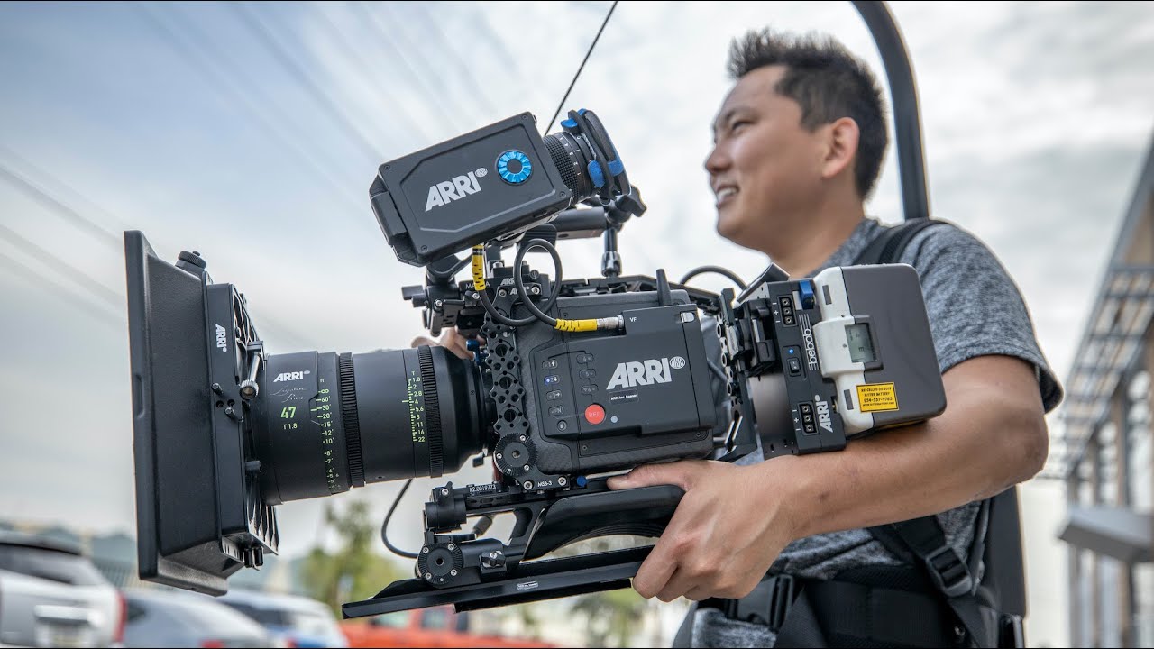 Arri Alexa Mini LF  Why Hollywood LOVES This Cinema Camera 