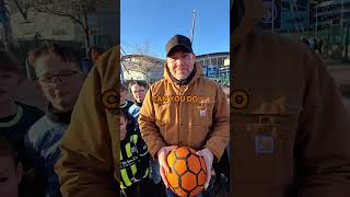 Could you pass this VIRAL challenge City fans?  are you beating it? 👀⚽ #ManCity #FootballSkills