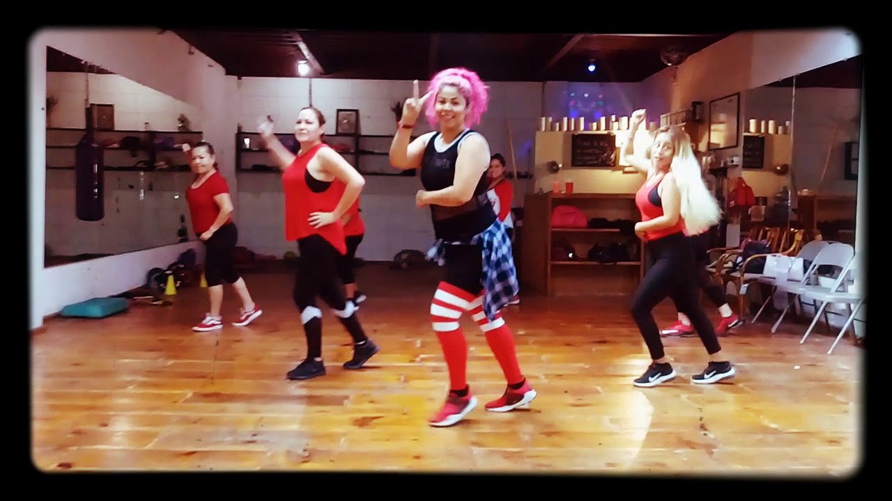 Zumba con eli moreno 