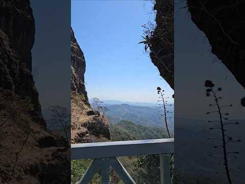 La Puerta del Diablo and Lake Ilopango | El Salvador 🌋🚣🇸🇻