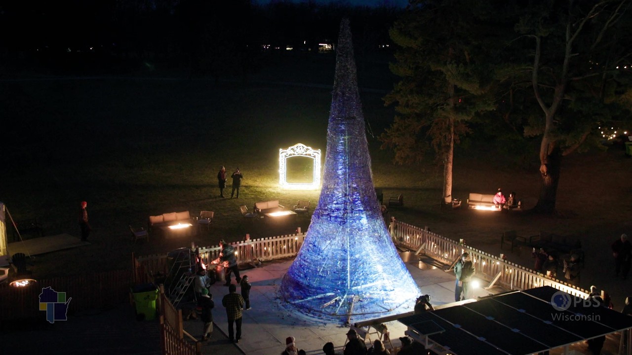 Wisconsin Life | Creating the world's tallest glass tree
