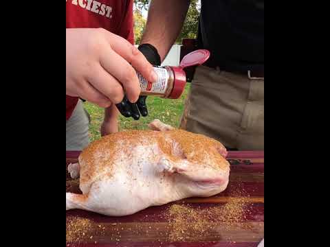 The key is to sprinkle generously Check out the full video tomorrow! #Shorts #HotChipotle - The key is to sprinkle generously Check out the full video tomorrow! #Shorts #HotChipotle