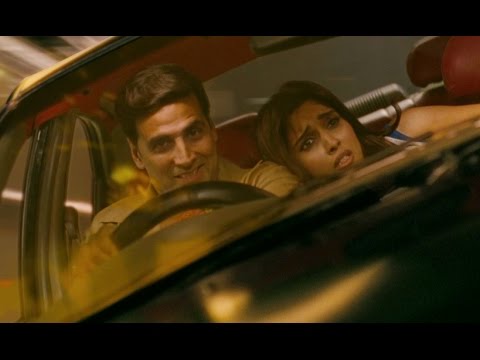 Akshay Kumar shows his driving skills - Bollywood Movie - Khiladi 786
