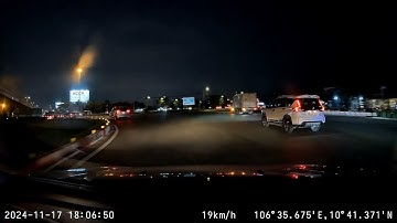 Dưới cầu vượt Nguyễn Văn Linh_ TP. HCM!