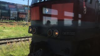 Тепловоз ТЭП70 - 0355 (из окна электропоезда)