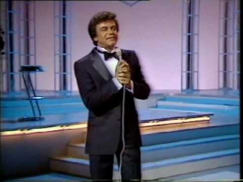 Johnny Mathis ~Live~Tribute to Nat King Cole~ Swee...