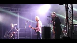 The Briefs - Destroy the USA (1/3) Live Festival Relache #14 Bordeaux 20230803 215140 HD