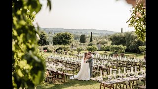 White and green country wedding at the Rustic Villa in Tuscany