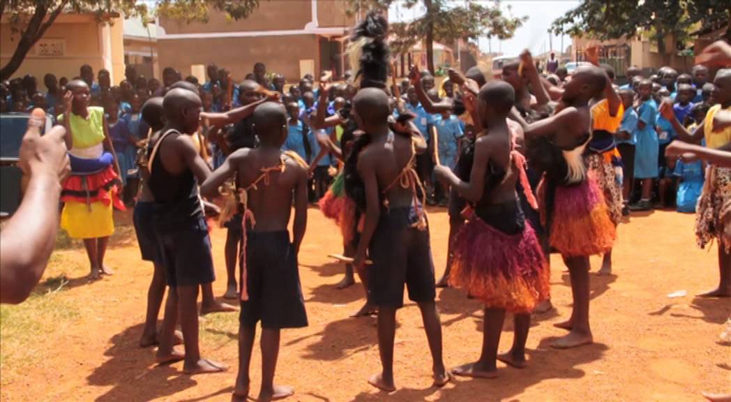 Ganda Foundation delivers computers to Lugazi School