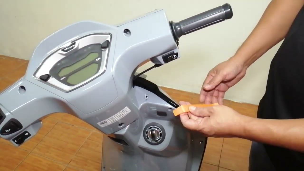 การถอด ประกอบชุดเปลือกหน้า Tuscany 150 ep.34