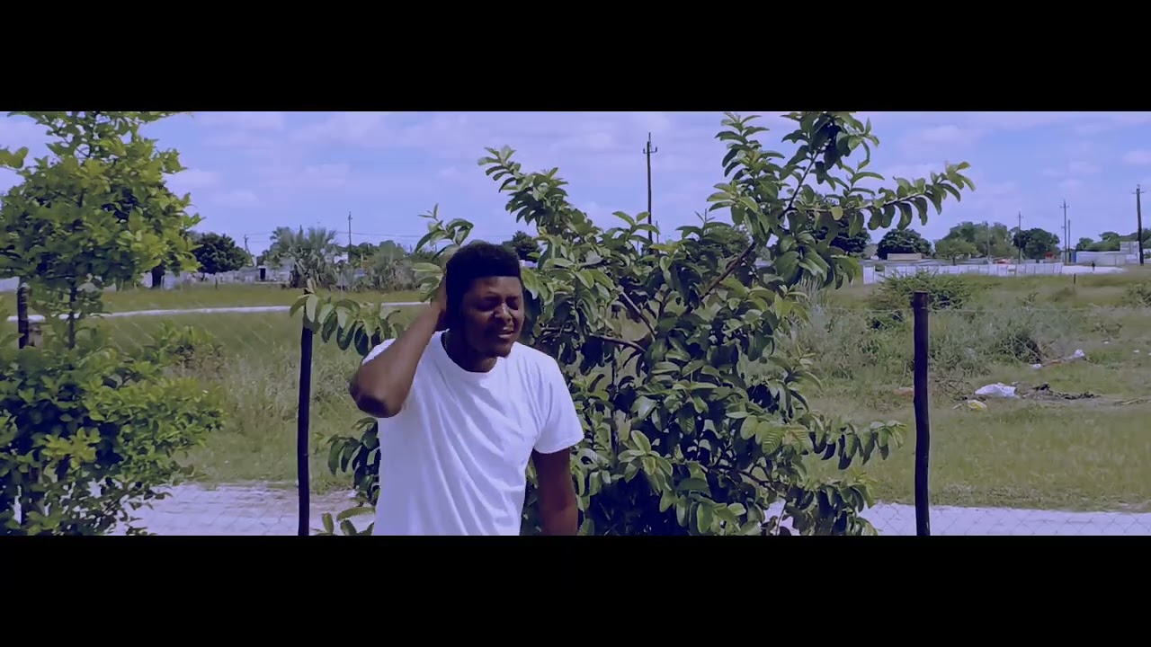 Longenge Ondjila Yoye By( Amadeus Carlos Official Music Video )