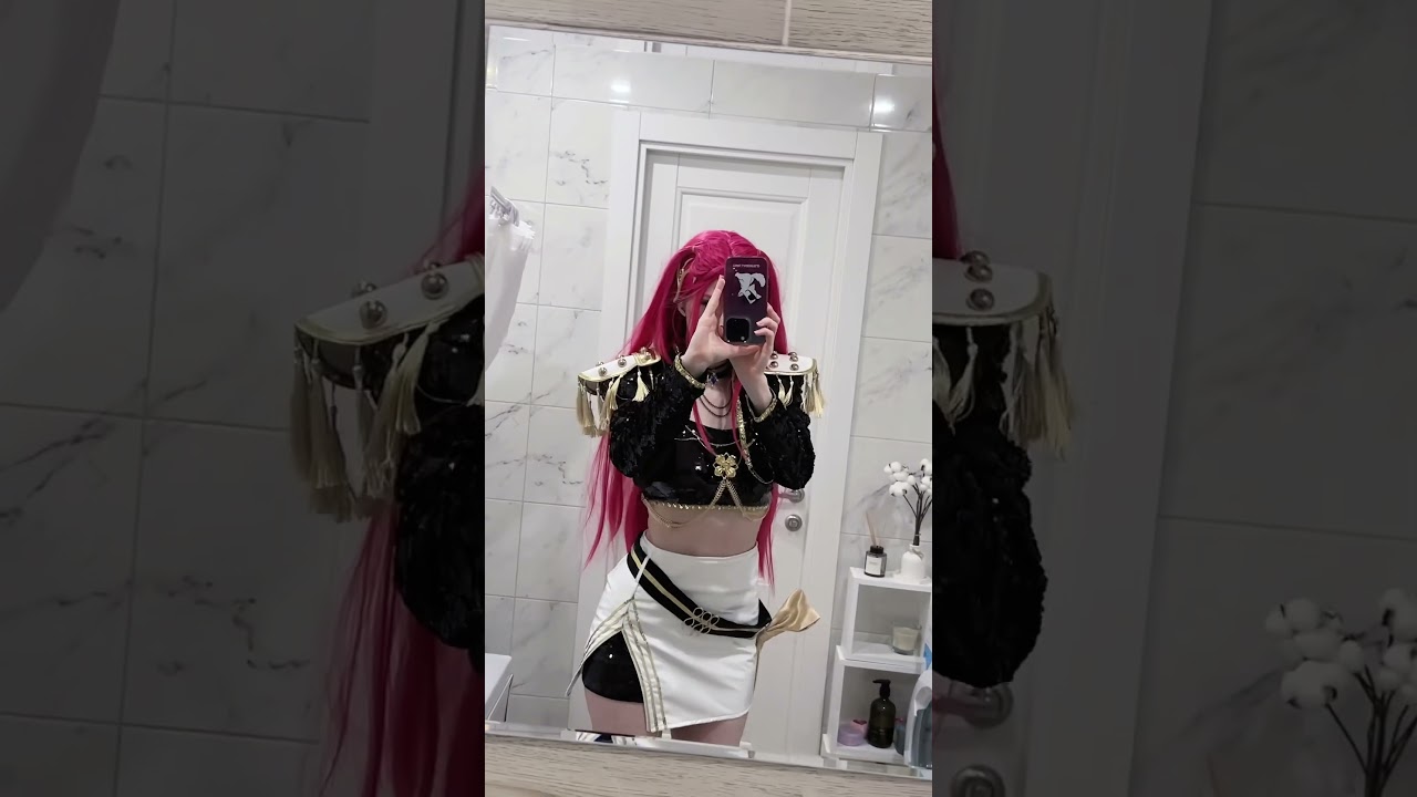 More Mira Cosplay #cosplay #cosplayer #anime #cosplaygirl #huntrix #kpopdemonhunterscosplay