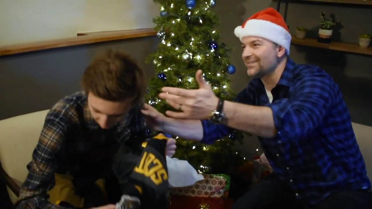 CoolHockey Holiday Skit