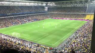 Fenerbahçe taraftarı, Dinamo Kiev'in öne geçmesinin ardından Vladimir Putin tezahüratı yaptı