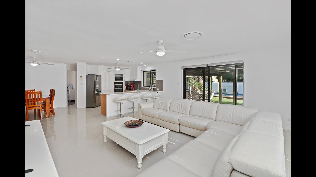 1 Katie Cl, Coolum Beach