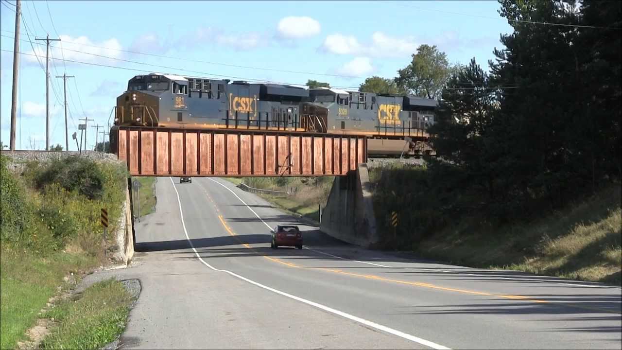 CSX Southbound Alcoa empties at Calcium, NY YouTube