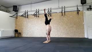 Explore The Movement - Nodding Straddle Handstand