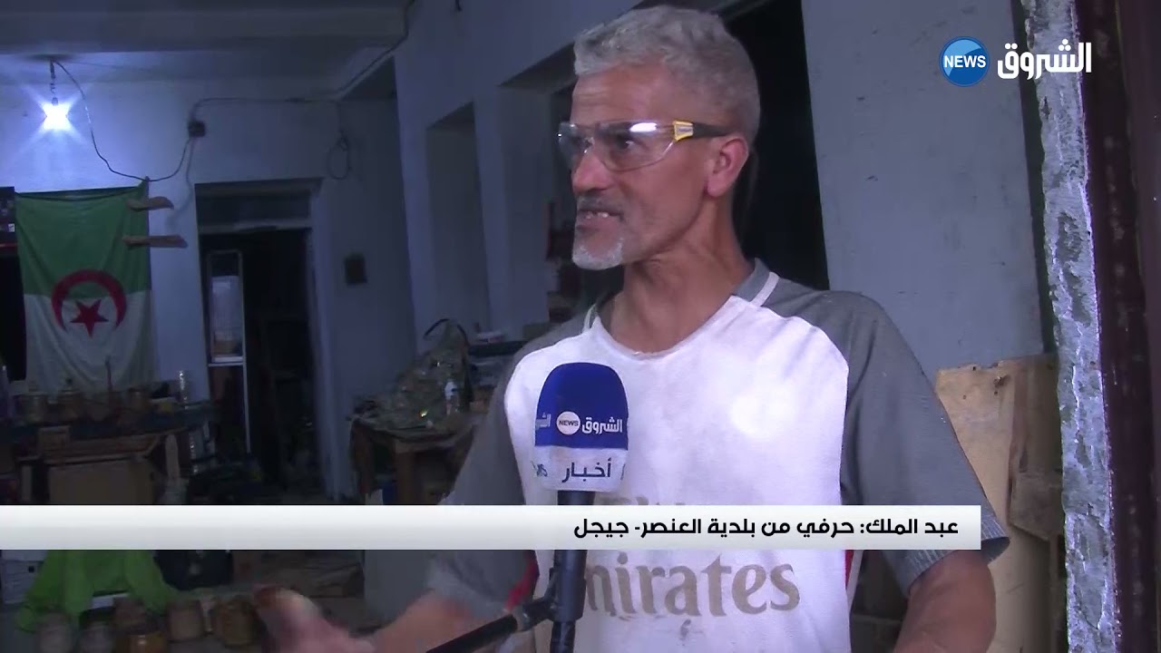 جيجل : عبد الملك والنحت على الخشب.. من لعبة إلى حرفة