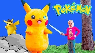 Pokemon Hunt with Pickachu and the Assistant Fun Pretend Play