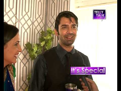 Sanaya Irani reveals a few secrets about Barun Sobti : Old Memories