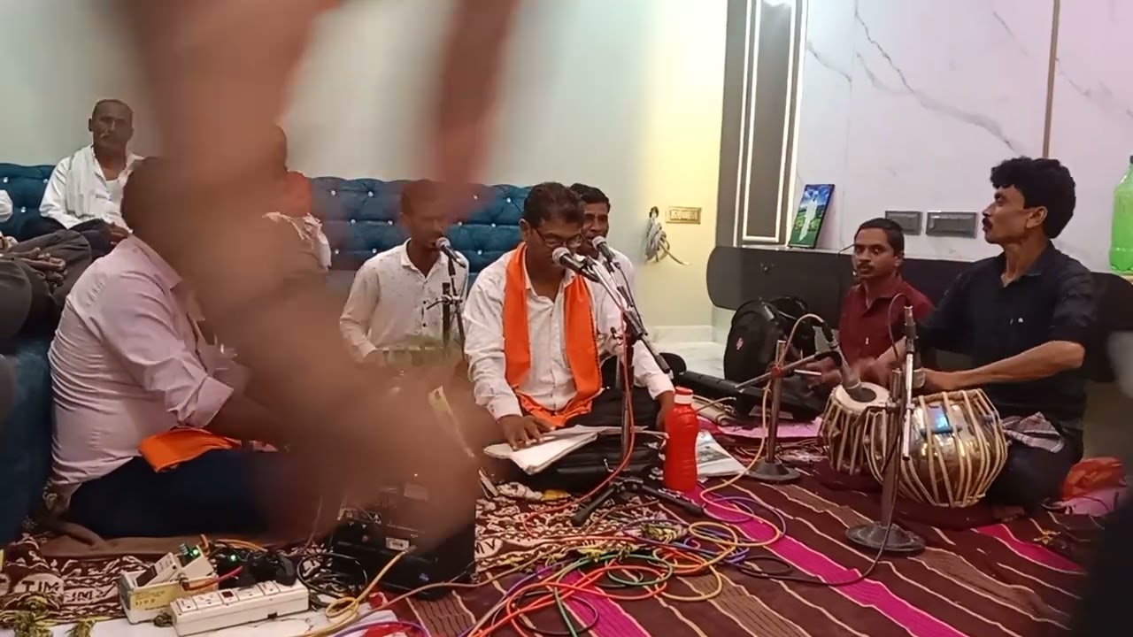 Om jay jagatguru guruBhjan mandal aajgav ashok bhau ghyar