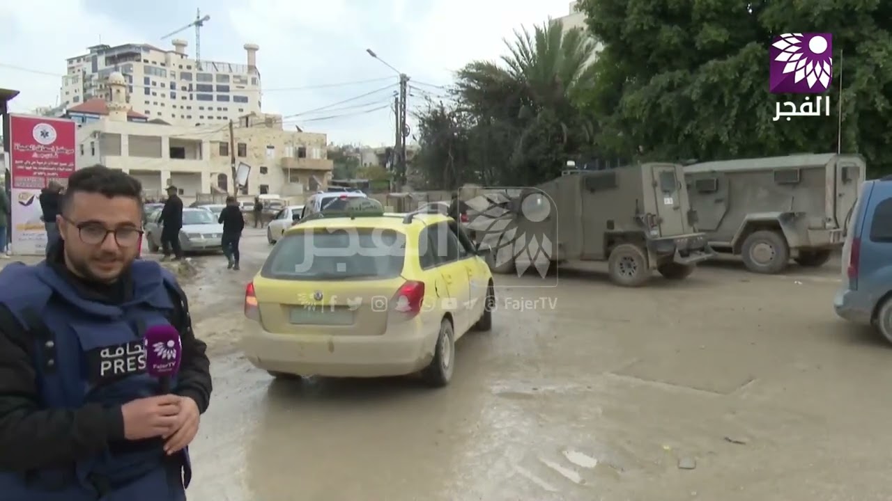 بقوة السلاح الجيش يمنع اهالي مخيم جنين من الدخول على المخيم لاخلاء منازلهم بعد حصولهم على تنسيق