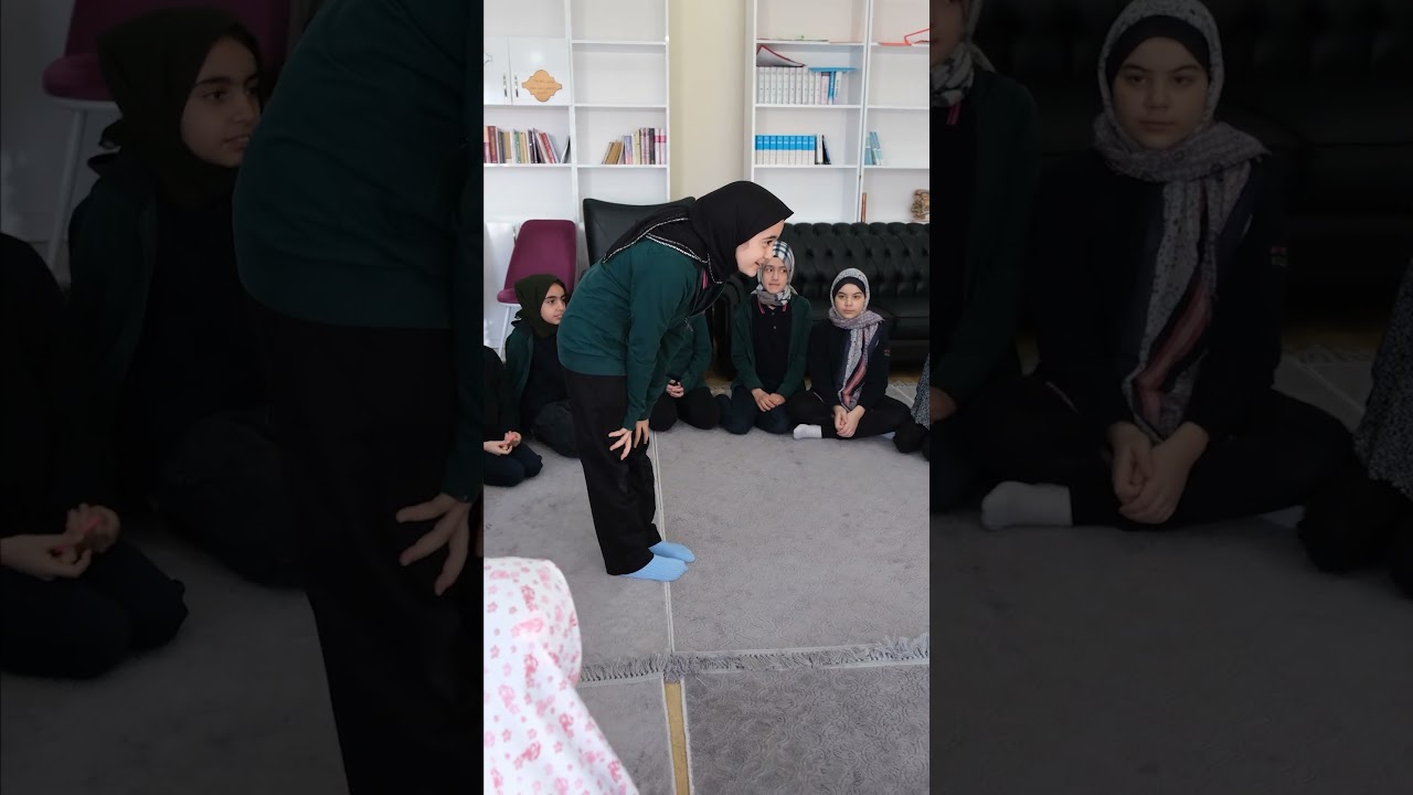 Değerlerimiz ışığında güçlü bir eğitim Sinerji Kız Koleji’ nde. 