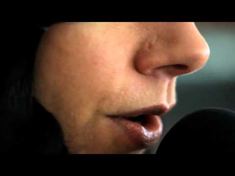 PJ Harvey - Written On the Forehead HD