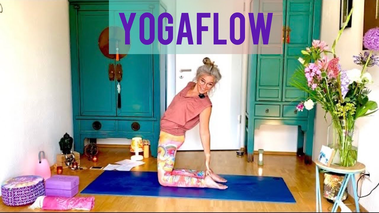 40 min Yoga Flow für ein warmes kraftvolles Herz mit Bea Bielig - YouTube