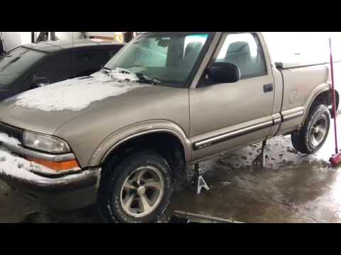 UPDATED - Chevy S10 Blazer Flex Fuel Filter Replacement with Regulator