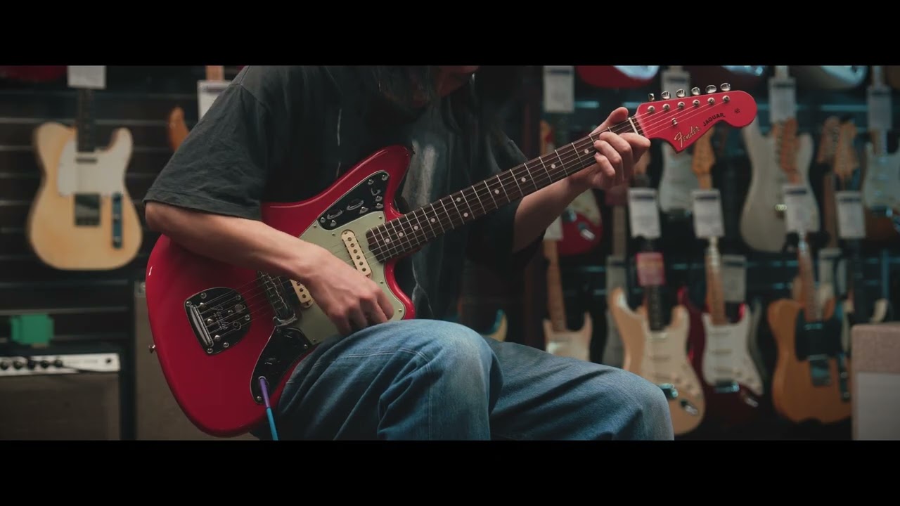 1962 Jaguar Deluxe Closet Classic Matching Head/Fiesta Red: エレキ