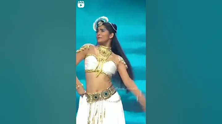 DHIVARA😍❤ || @VartikaJha #VartikaJhafc #jhavartika #video #Dance #poping #indiasbestdancer