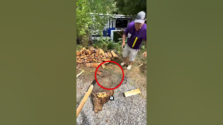 Он напугал деда фальшивым топором! 😱🪓