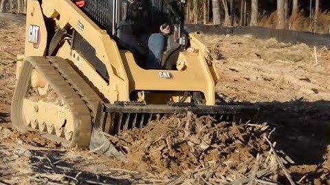 Cat® Plate-Style Skeleton Bucket Overview