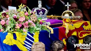 Queen Elizabeth II funeral procession arrives at Windsor